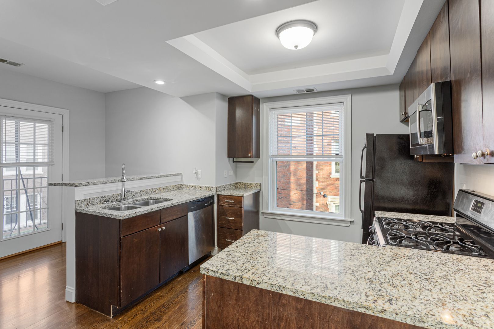 Chicago Apartment: 7722-7734 N Ashland Ave