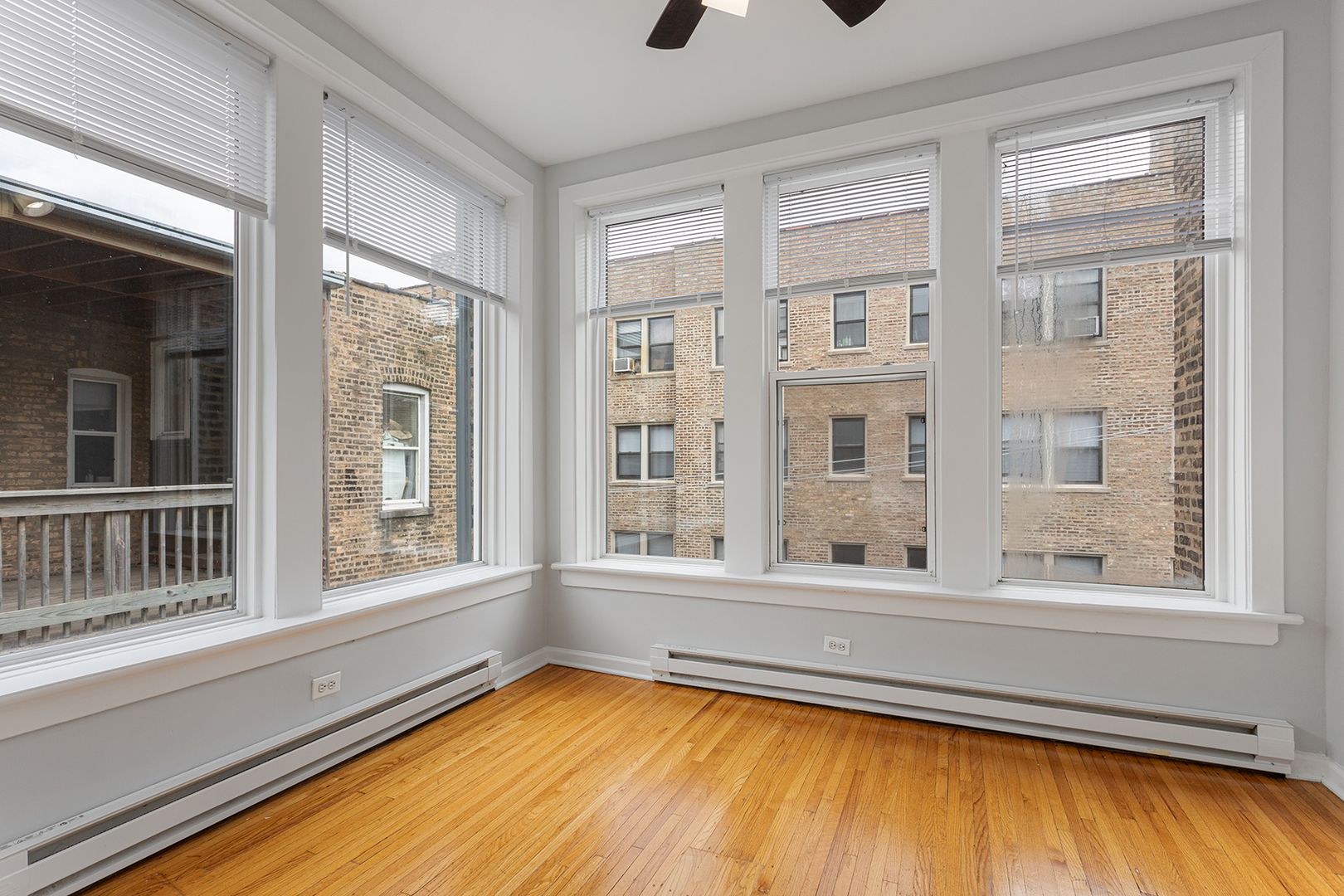 Chicago Apartment: 1456-1460 W Fargo Ave