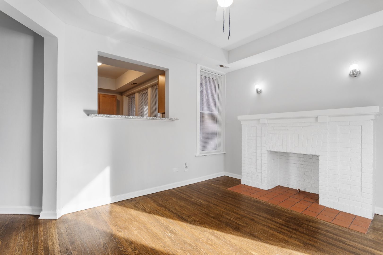 Chicago Apartment: 1456-1460 W Fargo Ave
