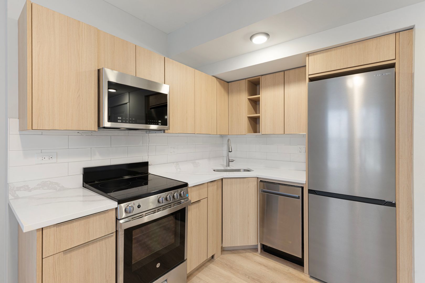 Chicago Apartment: 1632-44 W. Howard