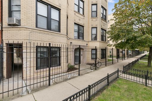 3635 W Dickens Ave #1A , Chicago, IL 60647