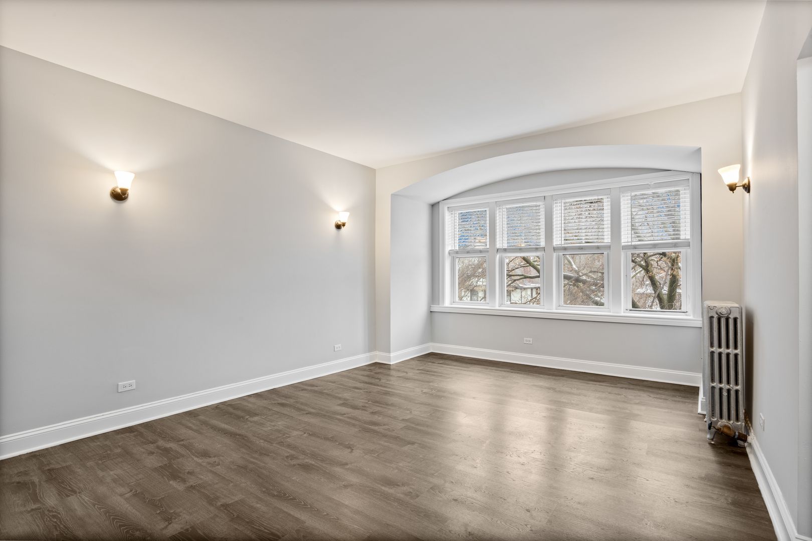 Chicago Apartment: 1608 W Sherwin Ave