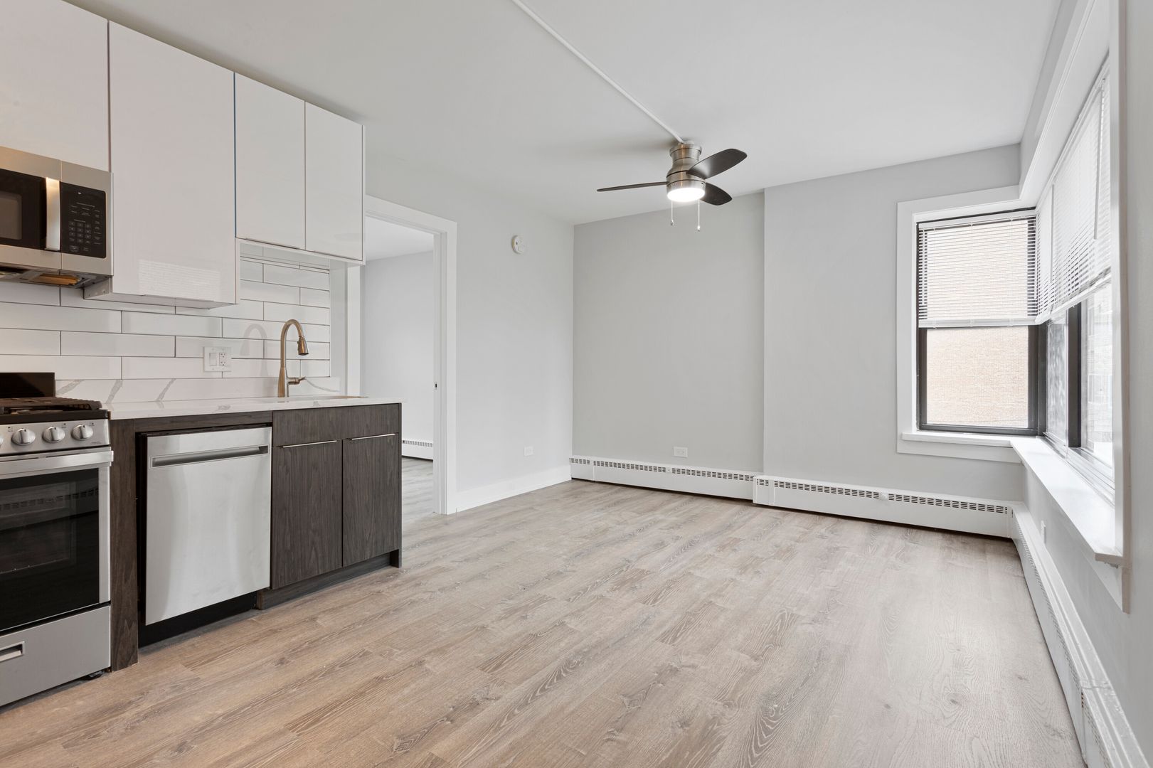 Chicago Apartment: 5858 N Sheridan Rd