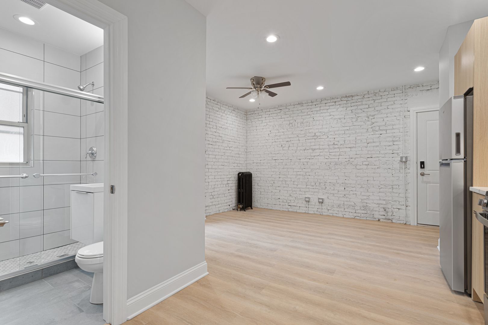 Chicago Apartment: 1627-35 W Chase