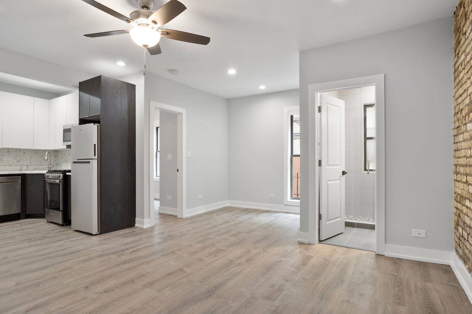 Chicago Apartment: 1649-1655 W. Jonquil