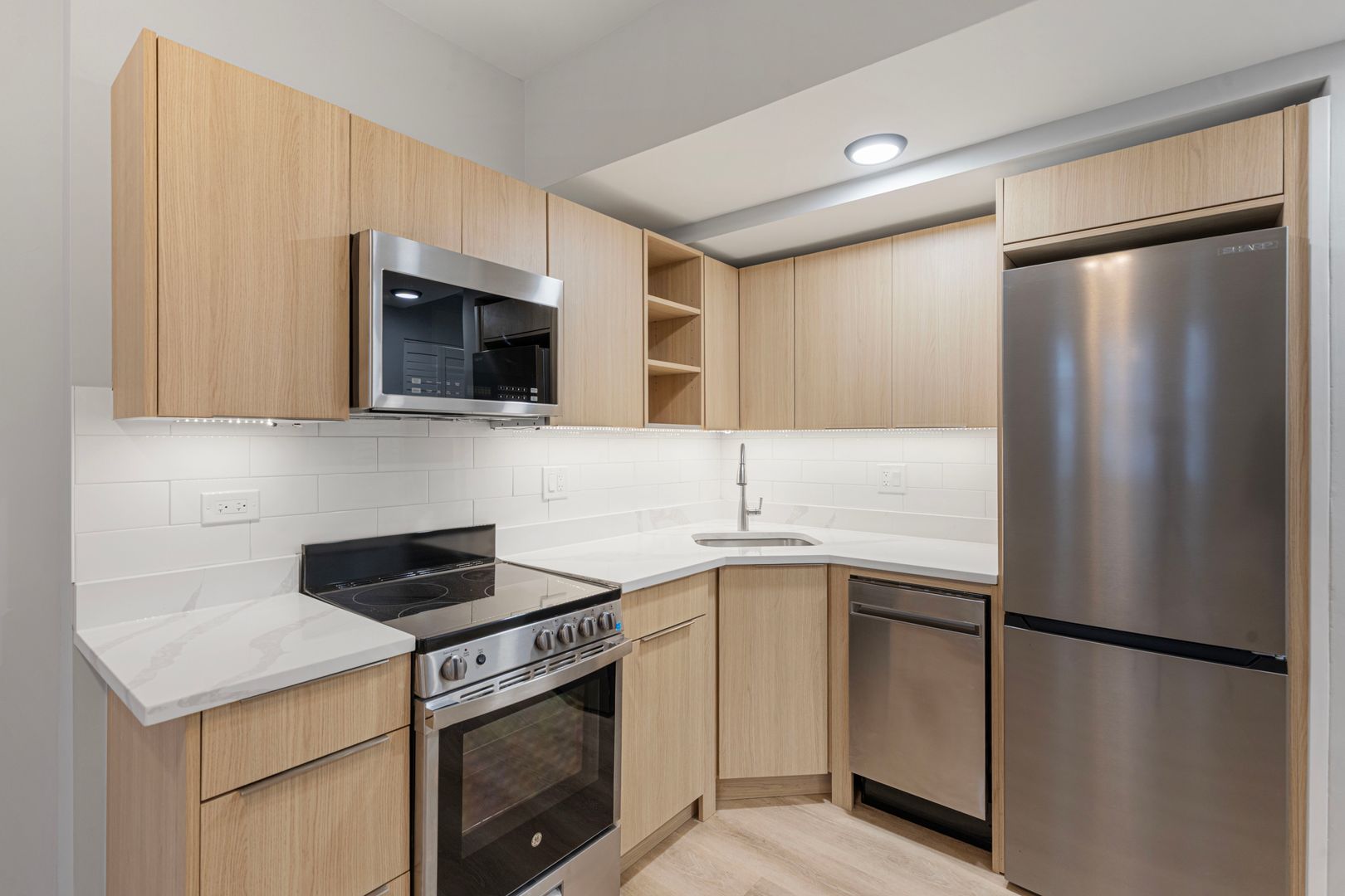 Chicago Apartment: 1632-44 W. Howard