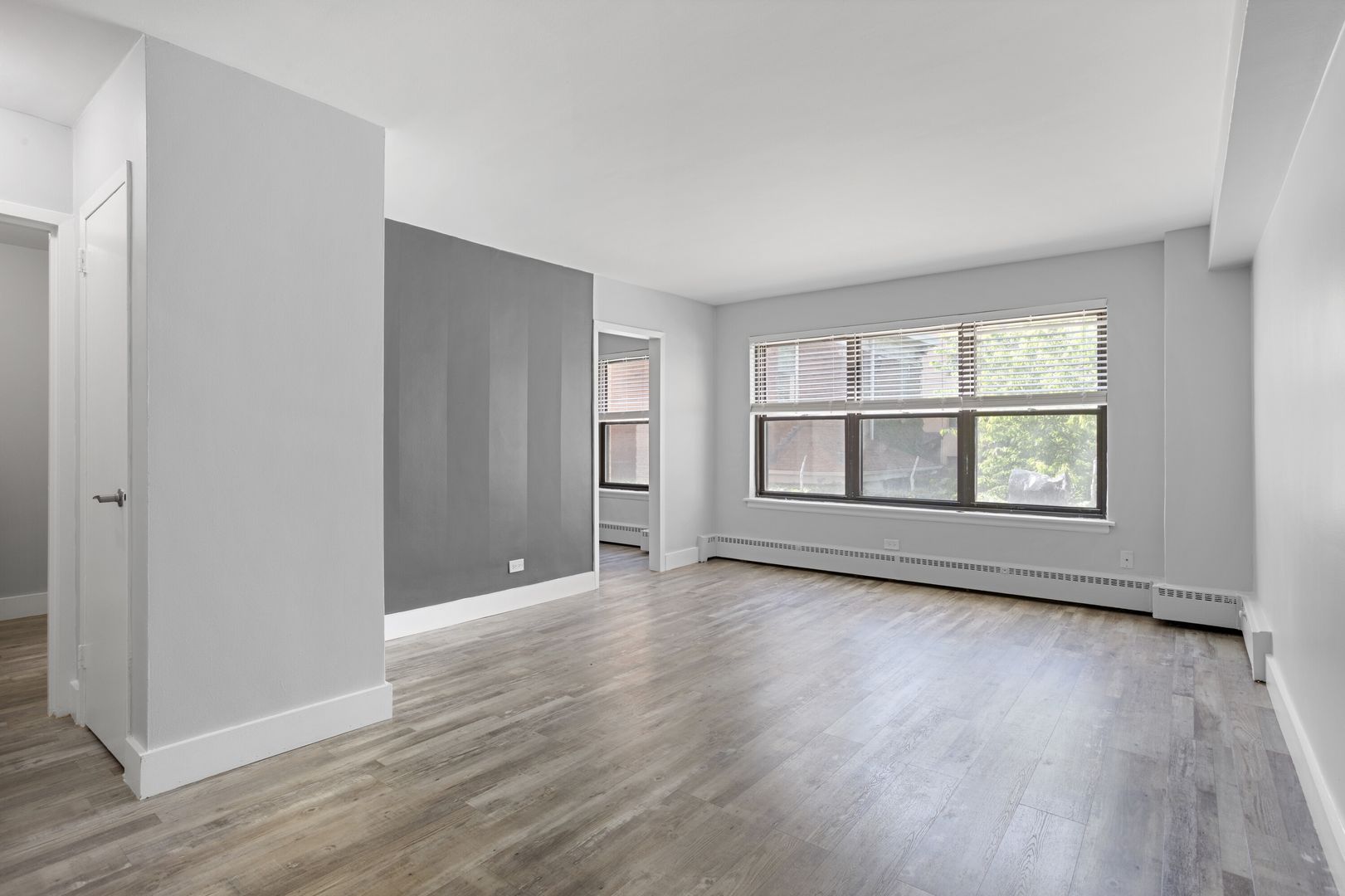 Chicago Apartment: 5858 N Sheridan Rd