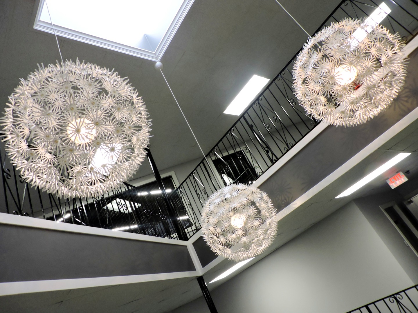 Addison Apartment: 900 N. Rohlwing Road