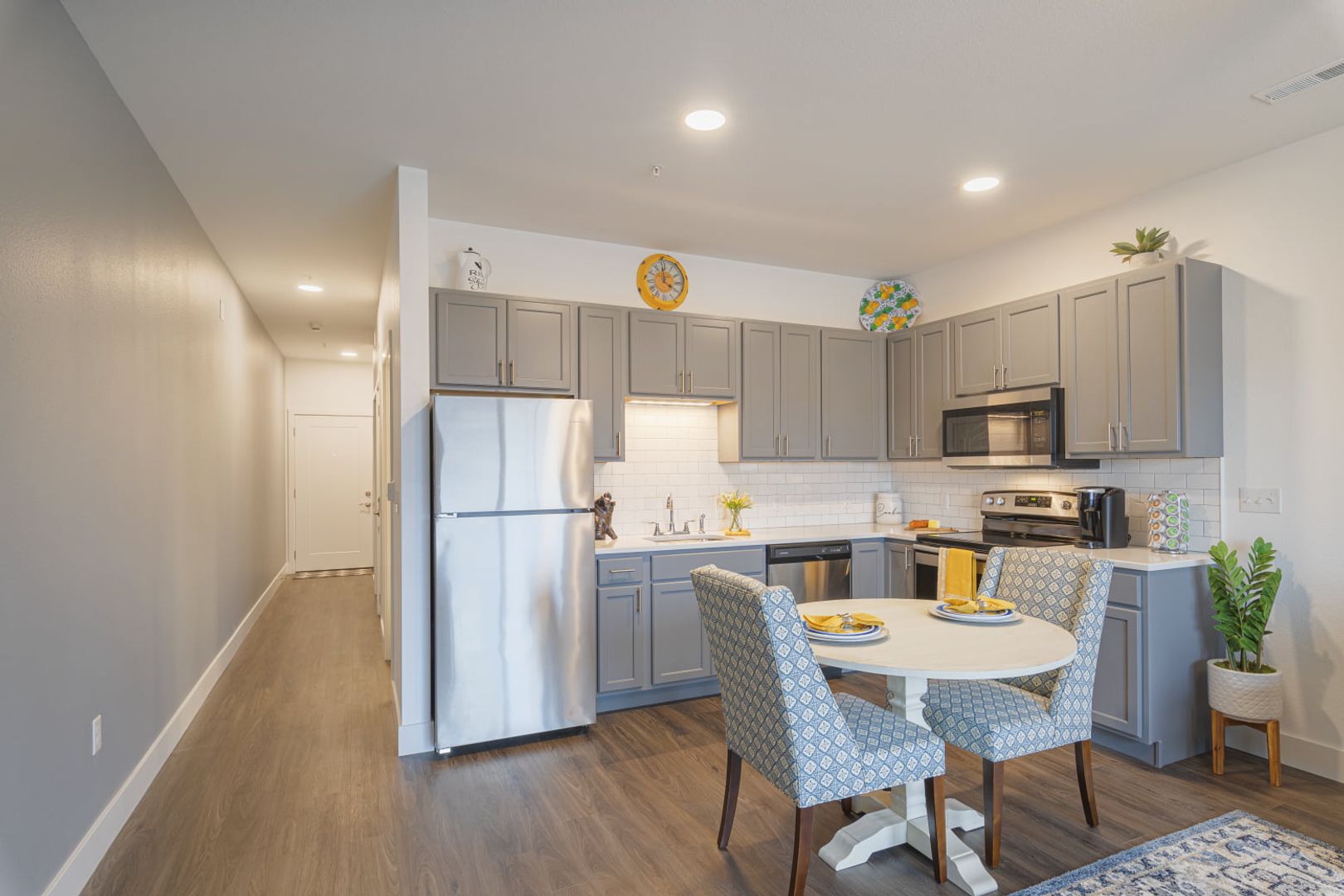 801 Bend Blvd, East Moline, IL 61244