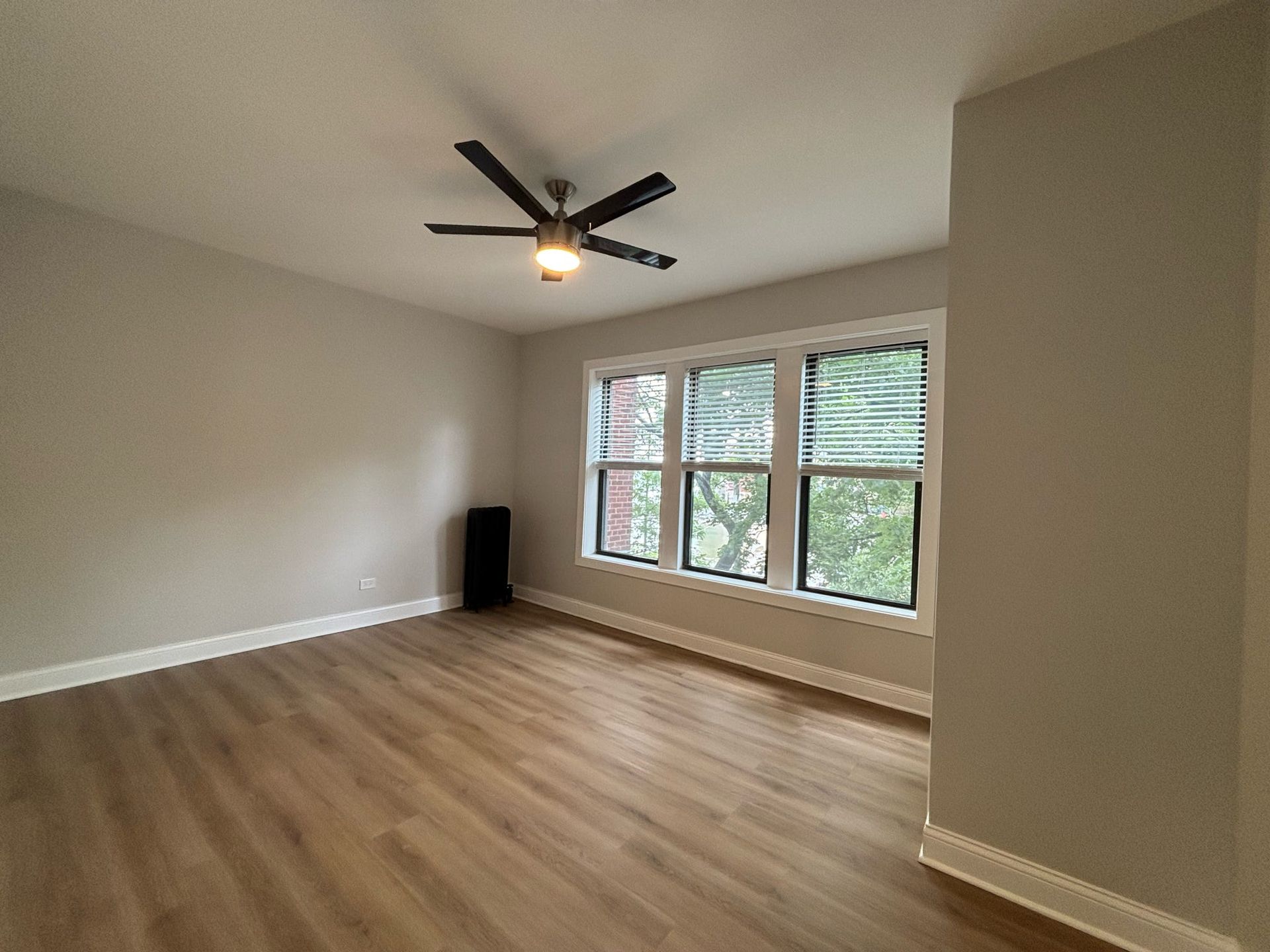 Howard Beach Apartments 8 of 12