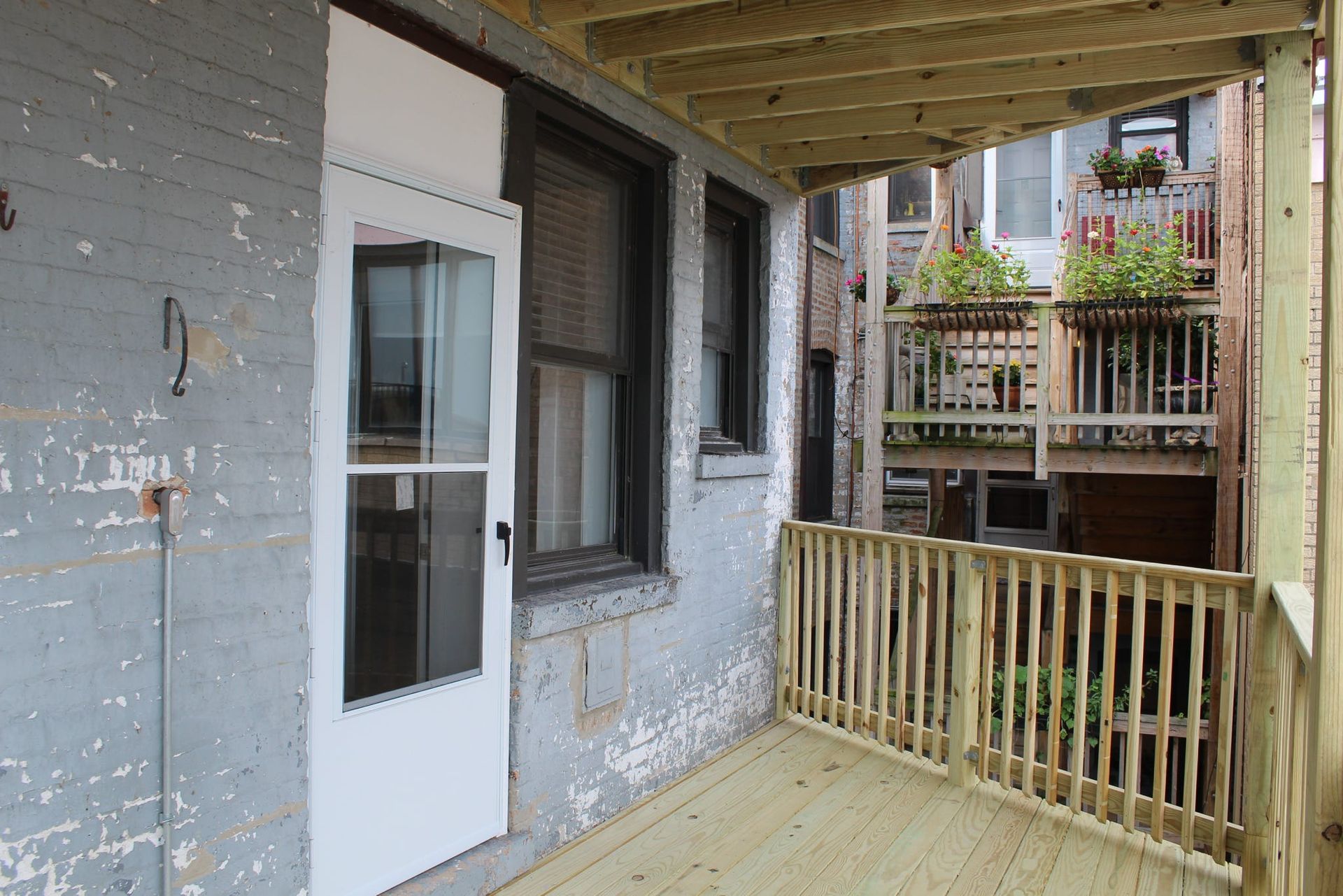 Howard Beach Apartments 4 of 12