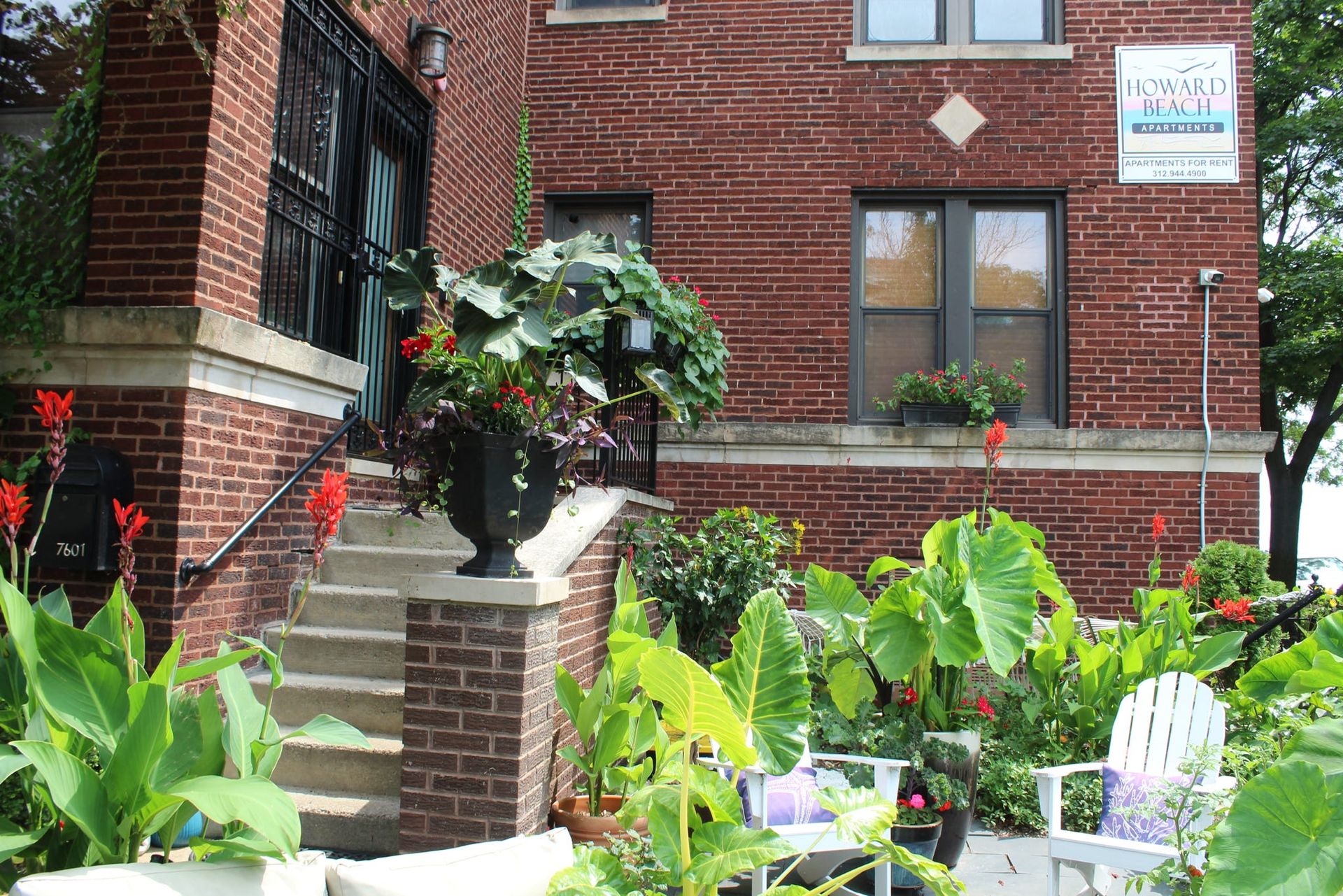 Howard Beach Apartments 2 of 12