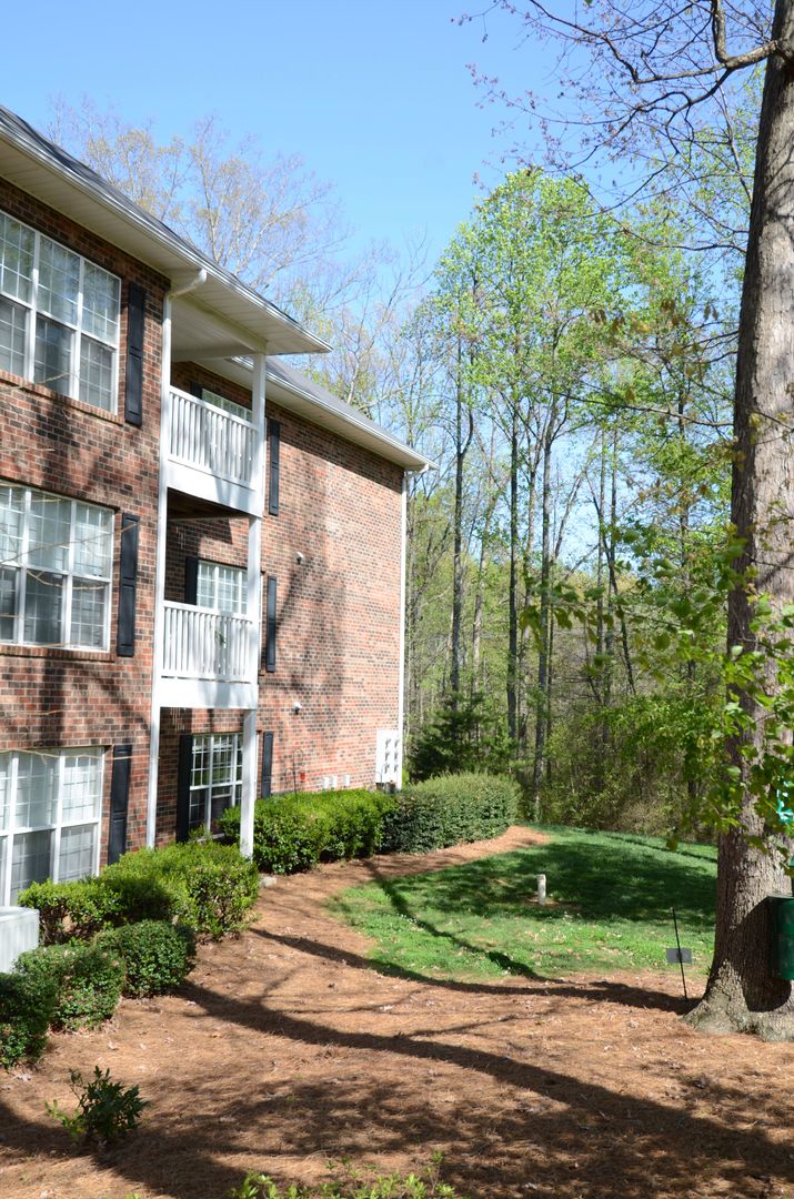 Greensboro Apartment: 2505 Fairfax Road