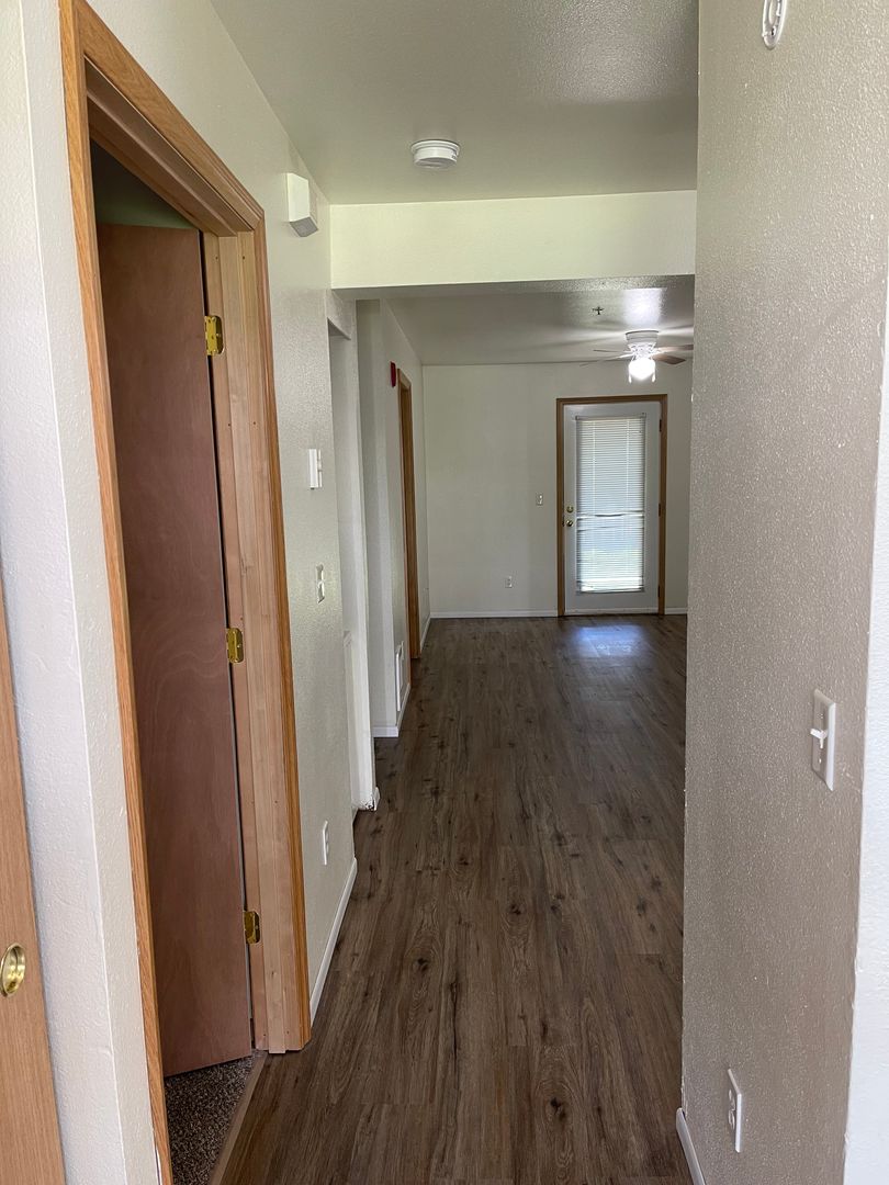 Bellingham Apartment: 2700 W. Maplewood Ave