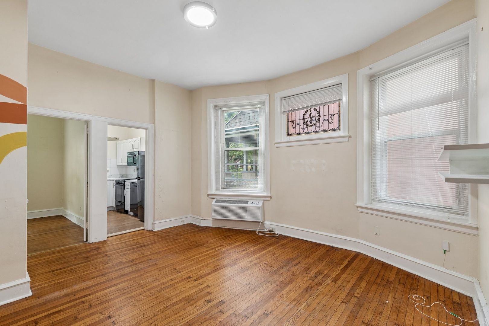 Philadelphia Apartment: 4607-09 Cedar Avenue