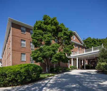 One Montgomery Avenue, 309