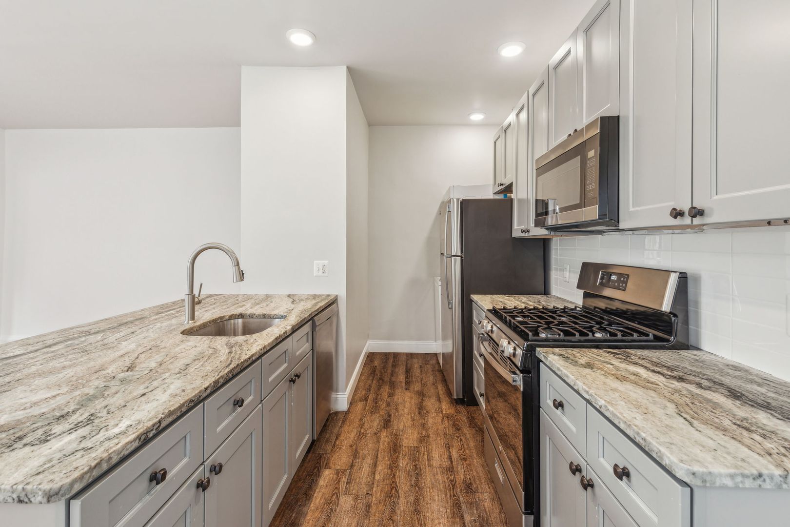 Bala Cynwyd Apartment: 10 Montgomery Avenue