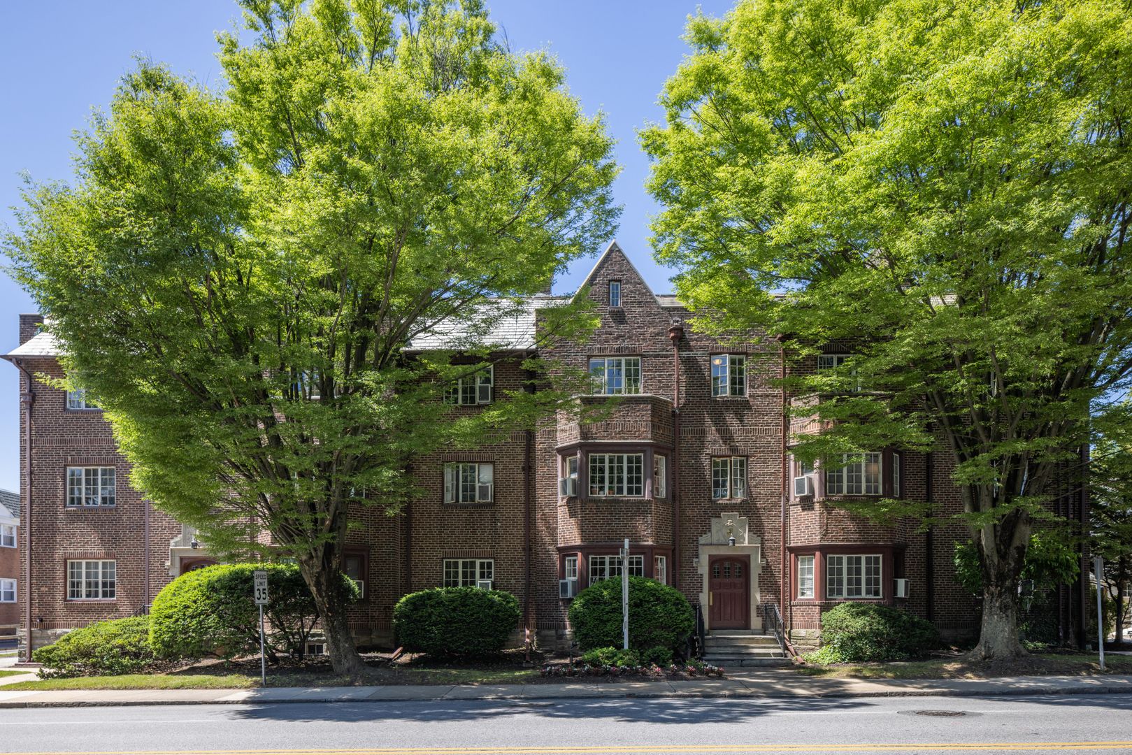 Haverford Apartment: 312 W. Montgomery Ave