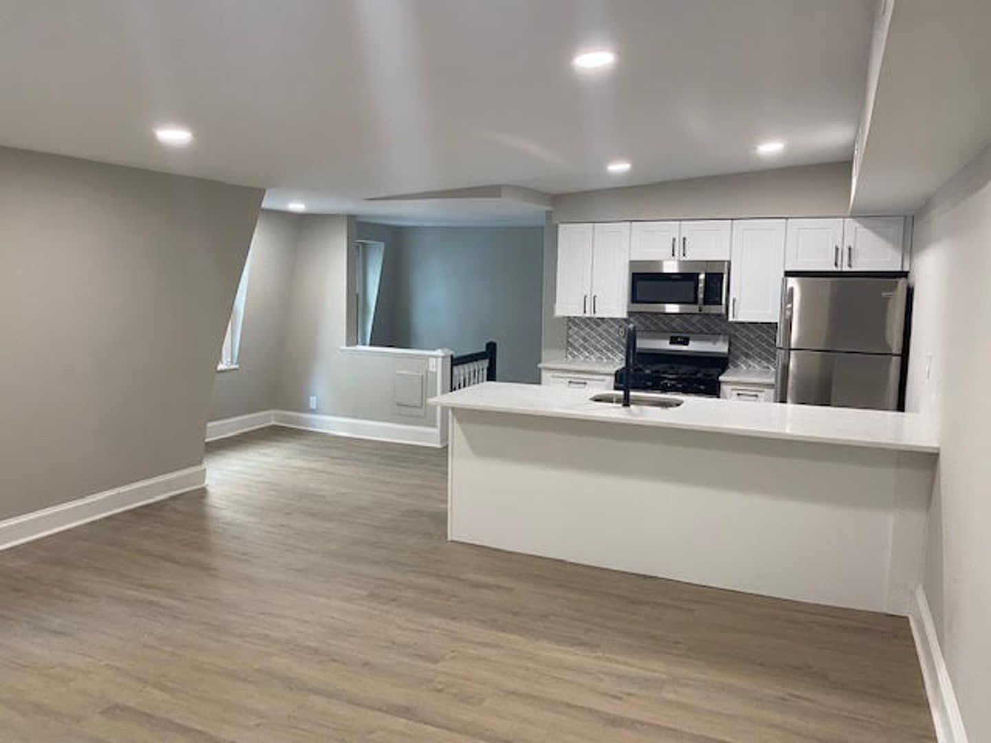 Philadelphia Apartment: 1417 Spruce Street