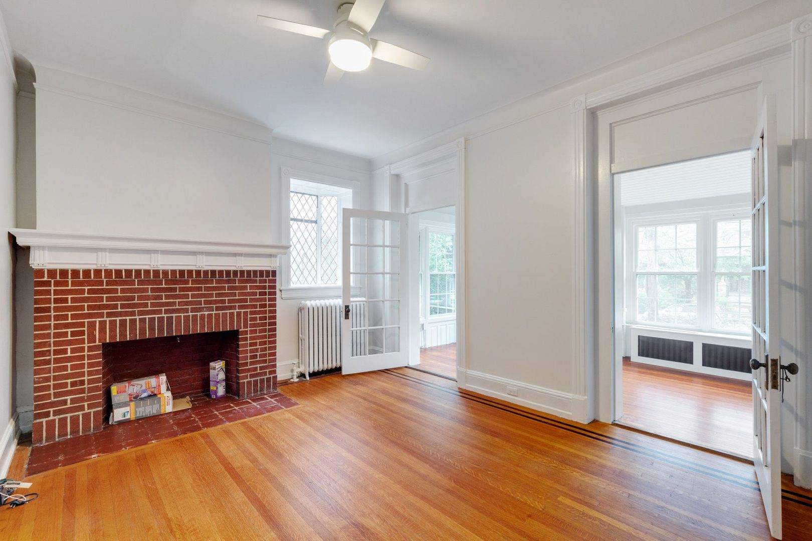 Philadelphia Apartment: 4710 Springfield Avenue