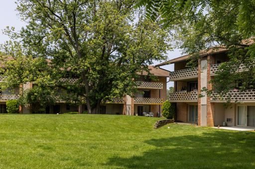 1308 West Chester Pike, D-1 – photo 1