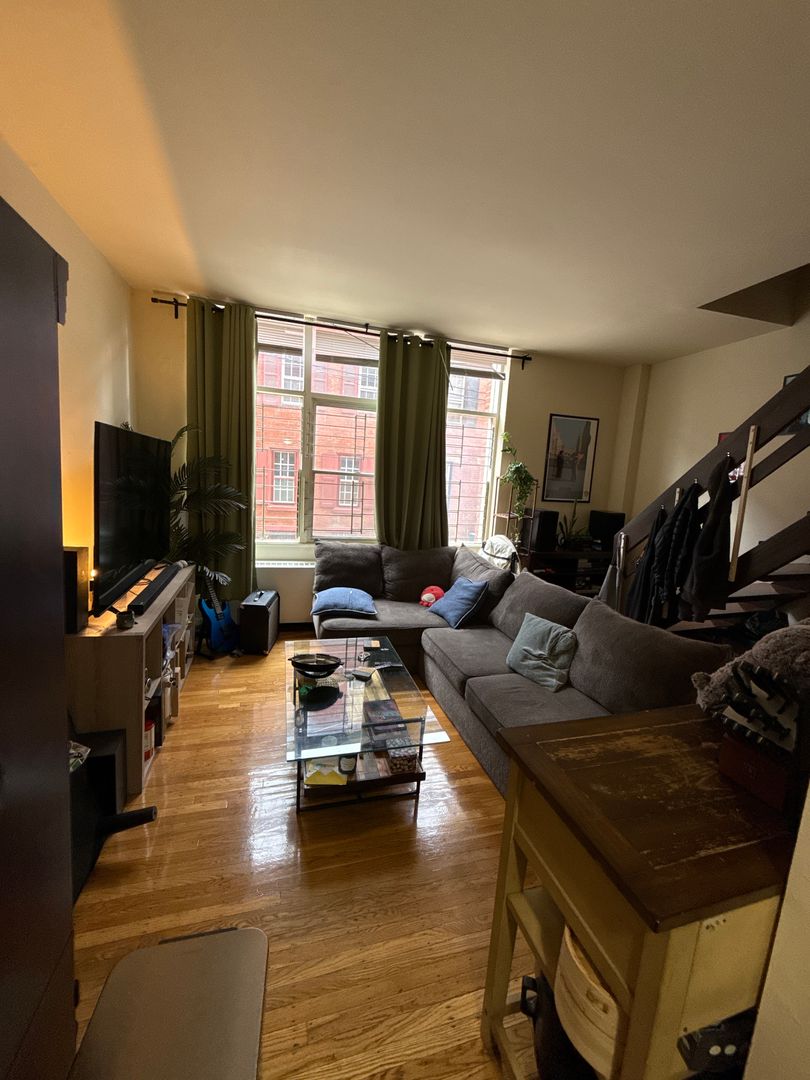 Philadelphia Apartment: 1720 Lombard Street