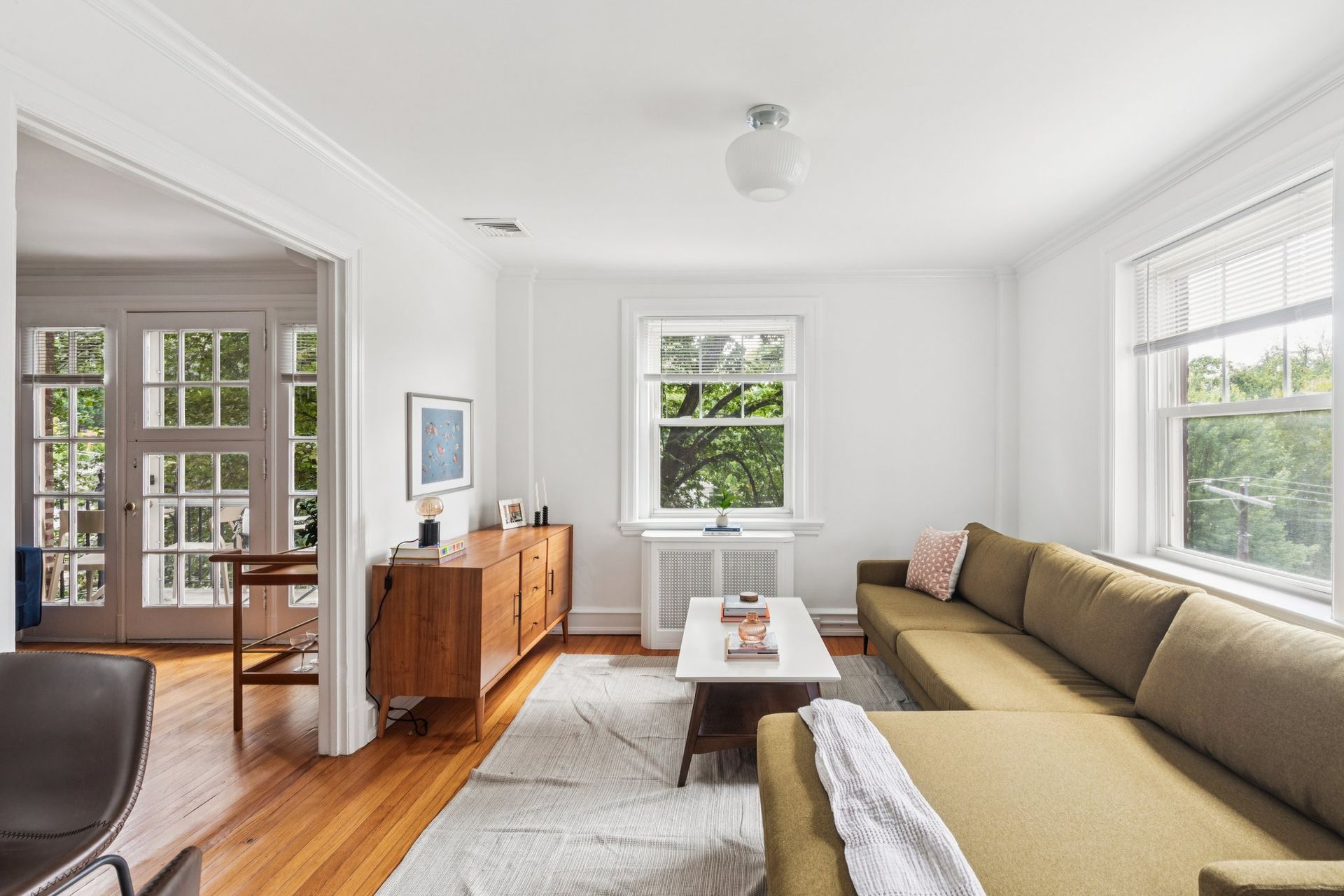 Jenkintown Apartment: 169 Greenwood Avenue