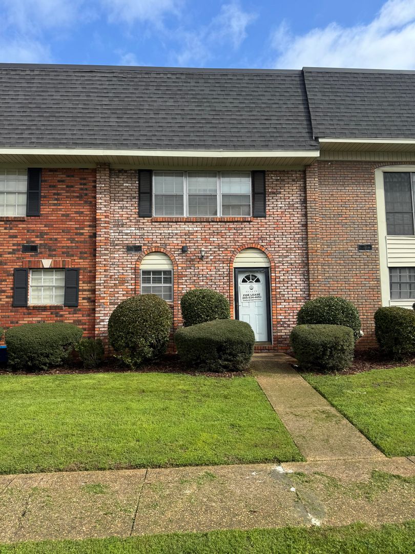 Tuscaloosa House: 142 22nd St N