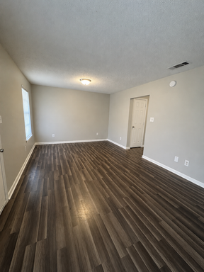 2725 43rd Ave, 209