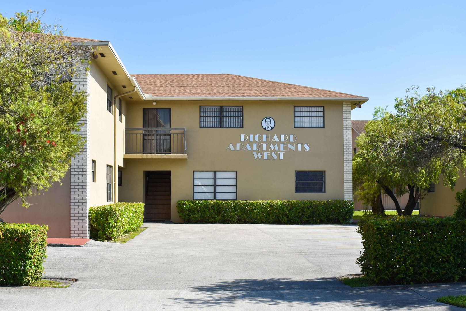 Hialeah Apartment: 1465 W 41 Street