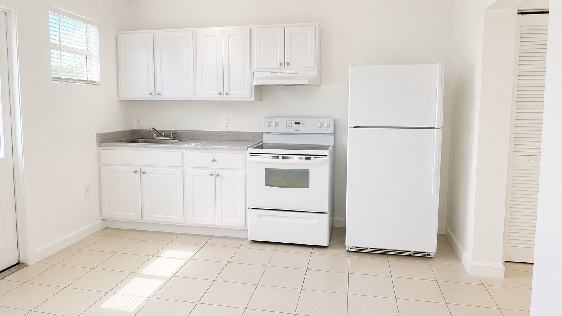 Hialeah Apartment: 120 W 28 Street