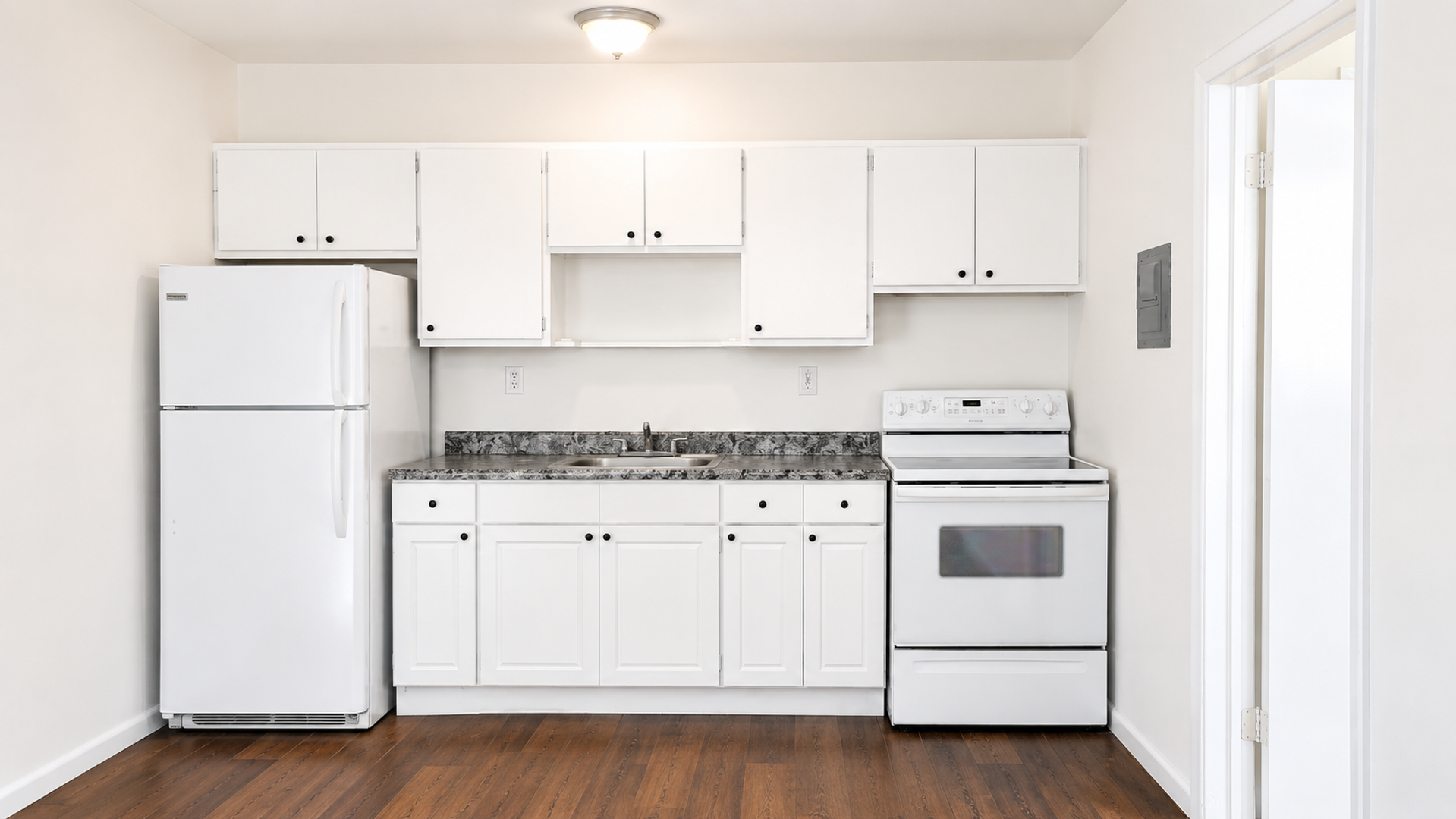 Miami Apartment: 7931 NW 36 PL