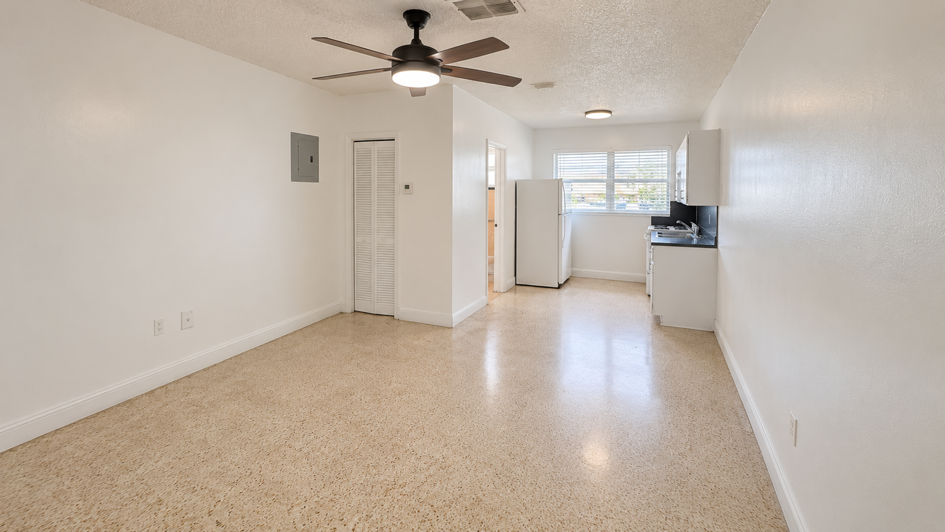 Hialeah Apartment: 120 W 28 Street