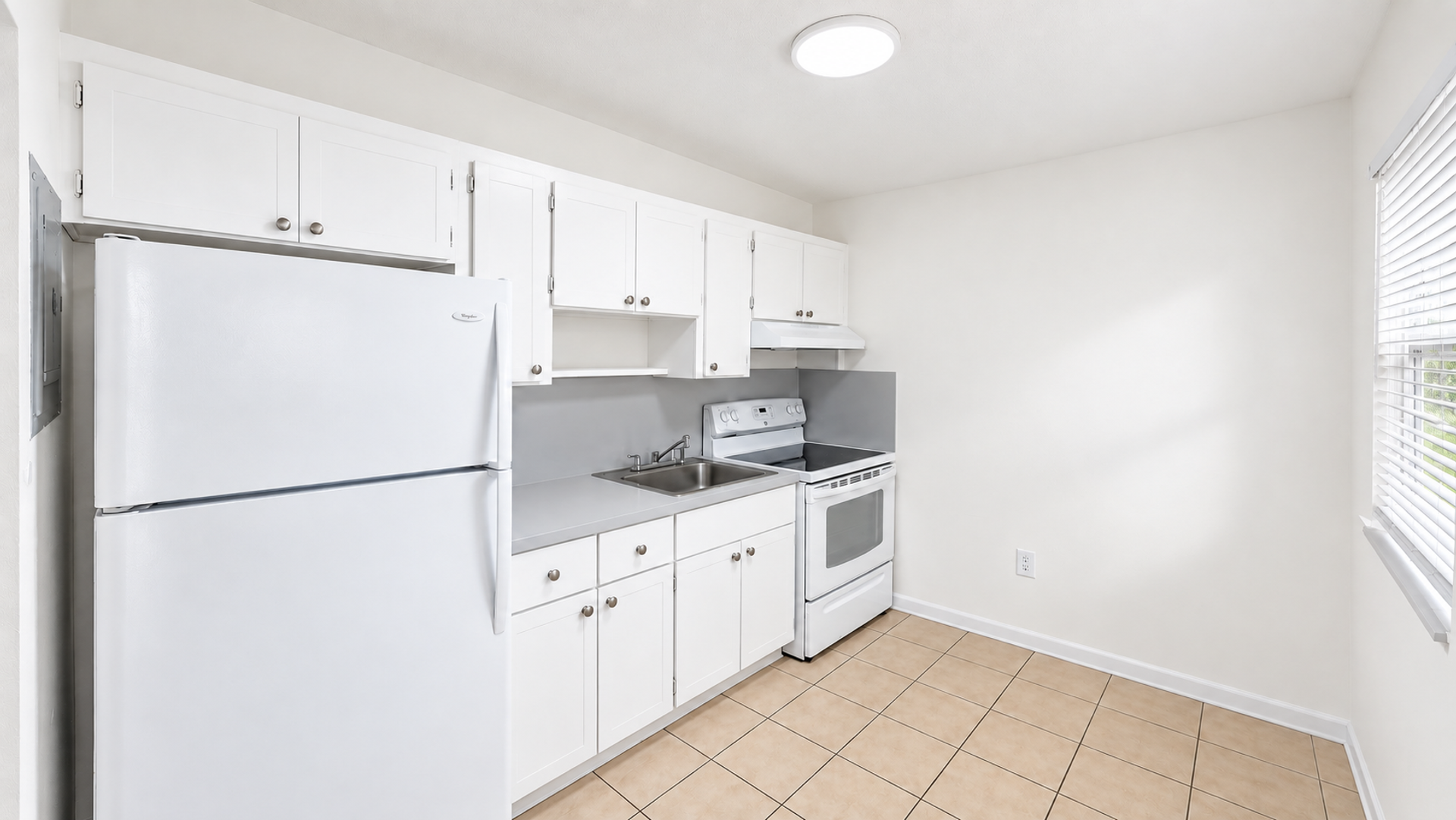 Hialeah Apartment: 115 E 9 Street