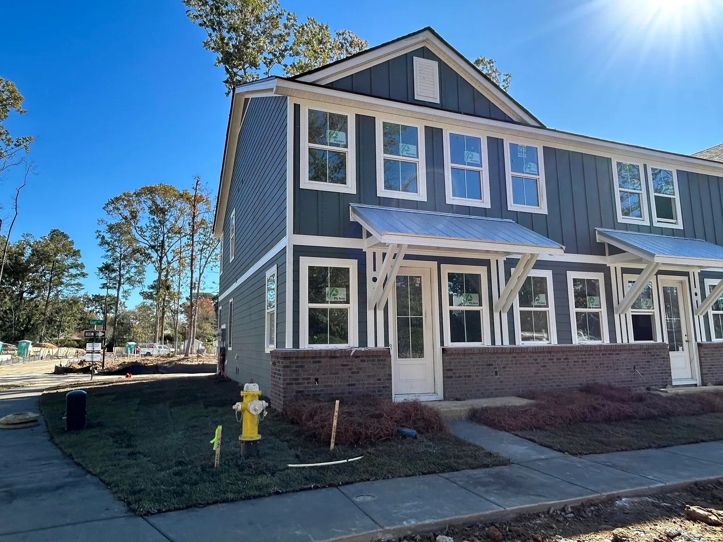 Summerville Townhome: 451 Martins Creek Blvd