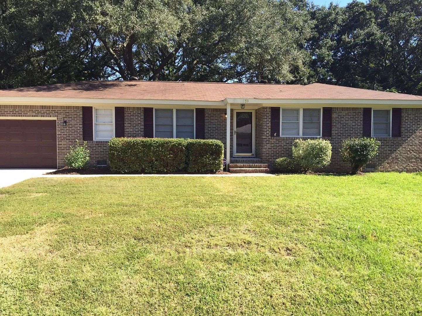 Charleston House: 59 Boardman Rd