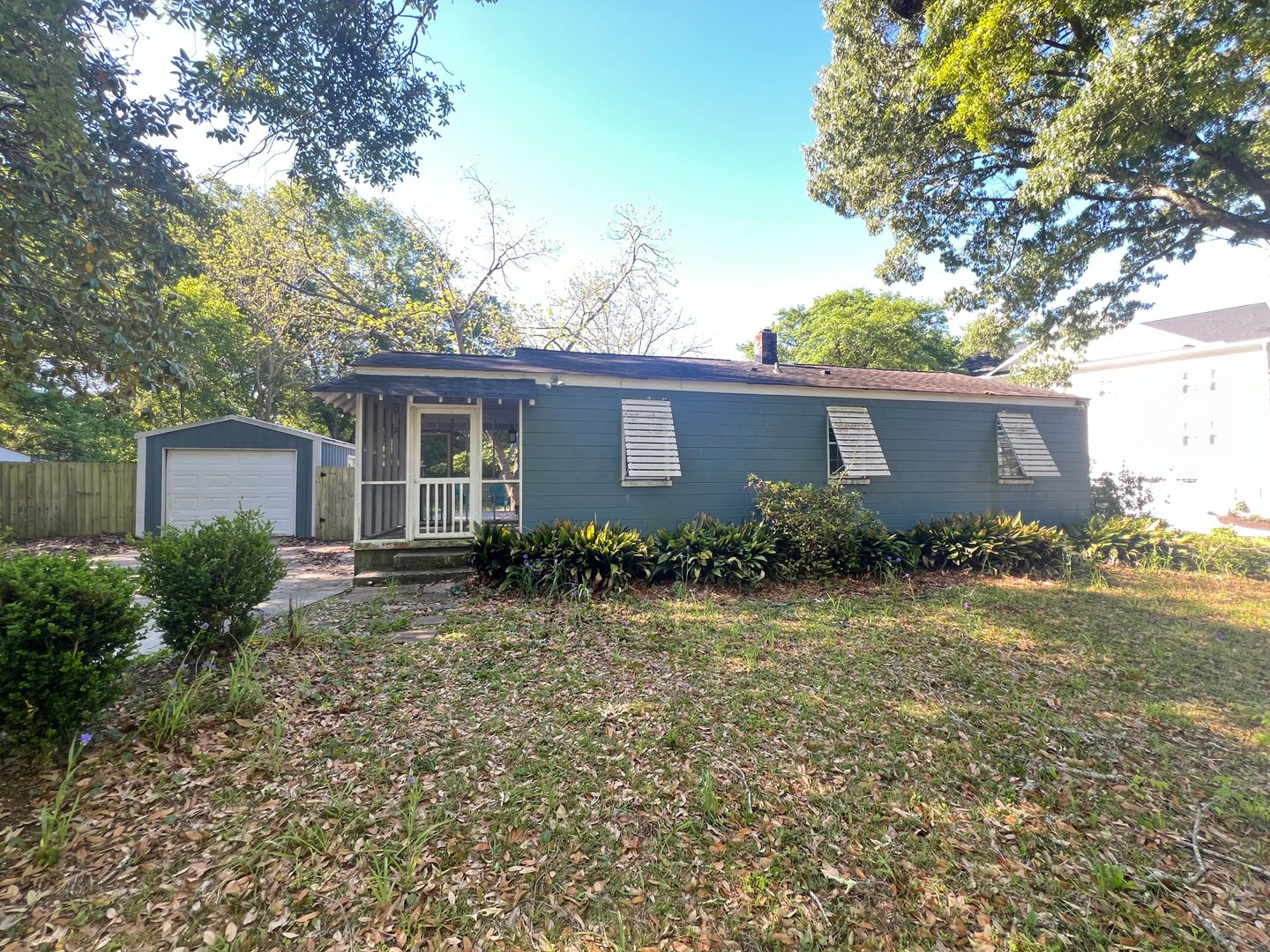 Charleston House: 1775 Brantley Drive