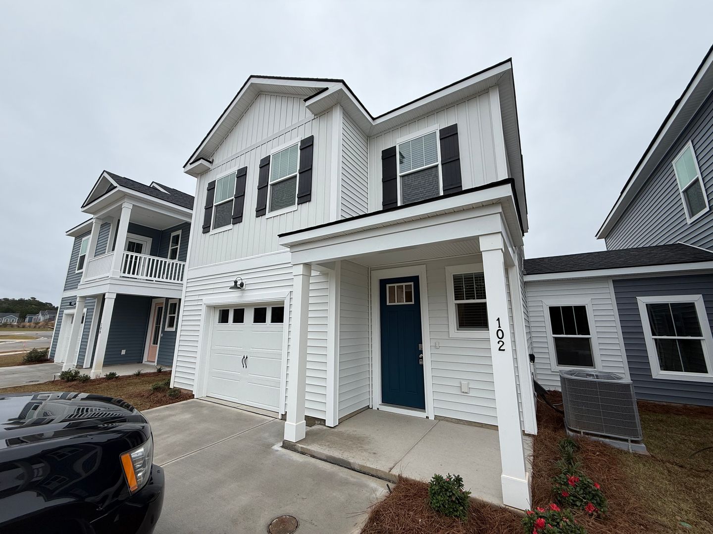 Goose Creek House: 102 Hawthorne Landing Drive