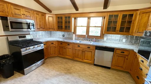 Gorgeous 3BR 1 Bathroom in Leominster - HOT