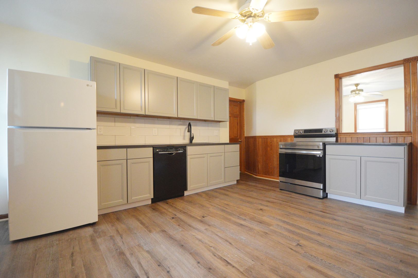 Leominster Apartment: 150 4th Street