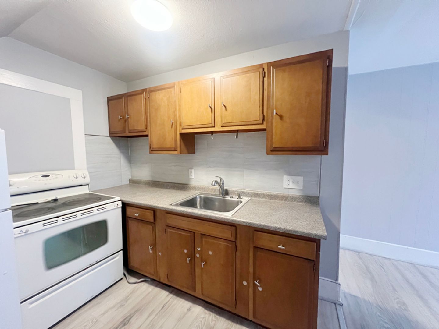 Gardner Apartment: 17 - 19 Walnut Street