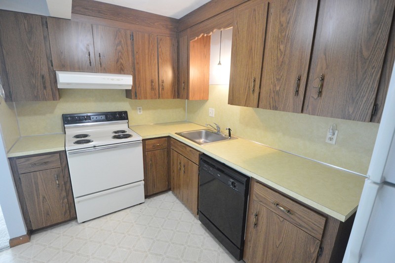 Holden Condo: 1 Bed 1 Bath