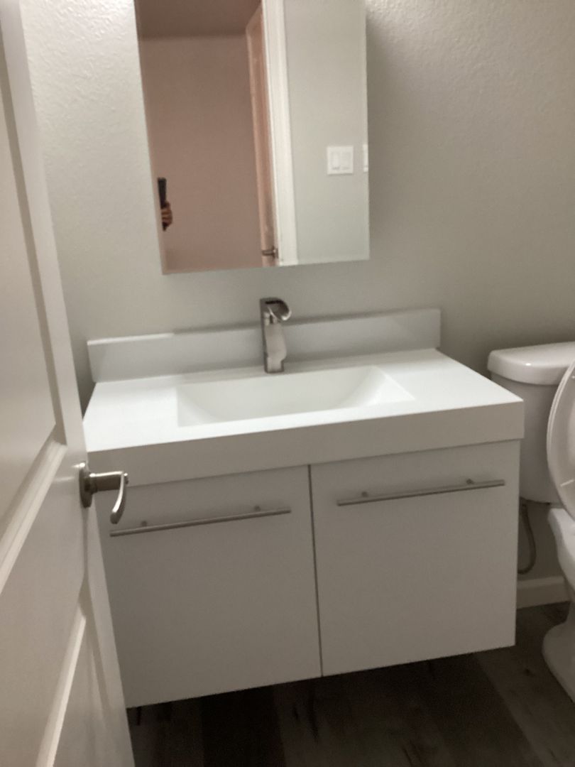 Tempe Apartment: 610 E Gilbert Dr.