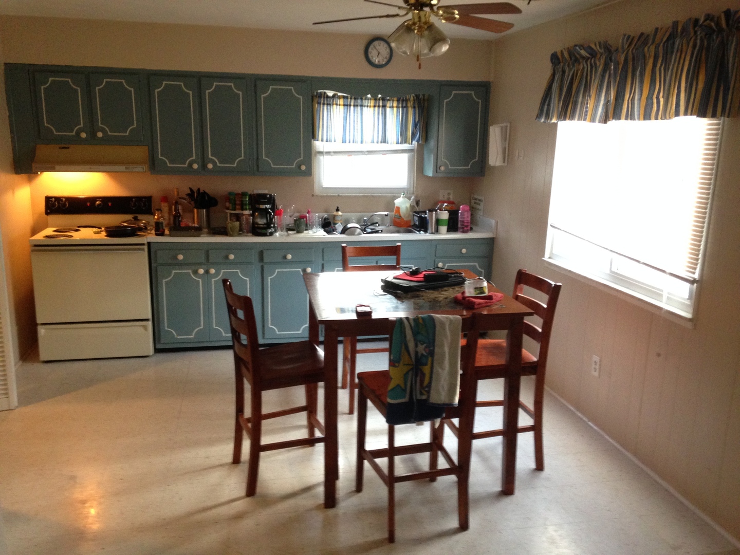 Morgantown Apartment: 353 Gilmore Street