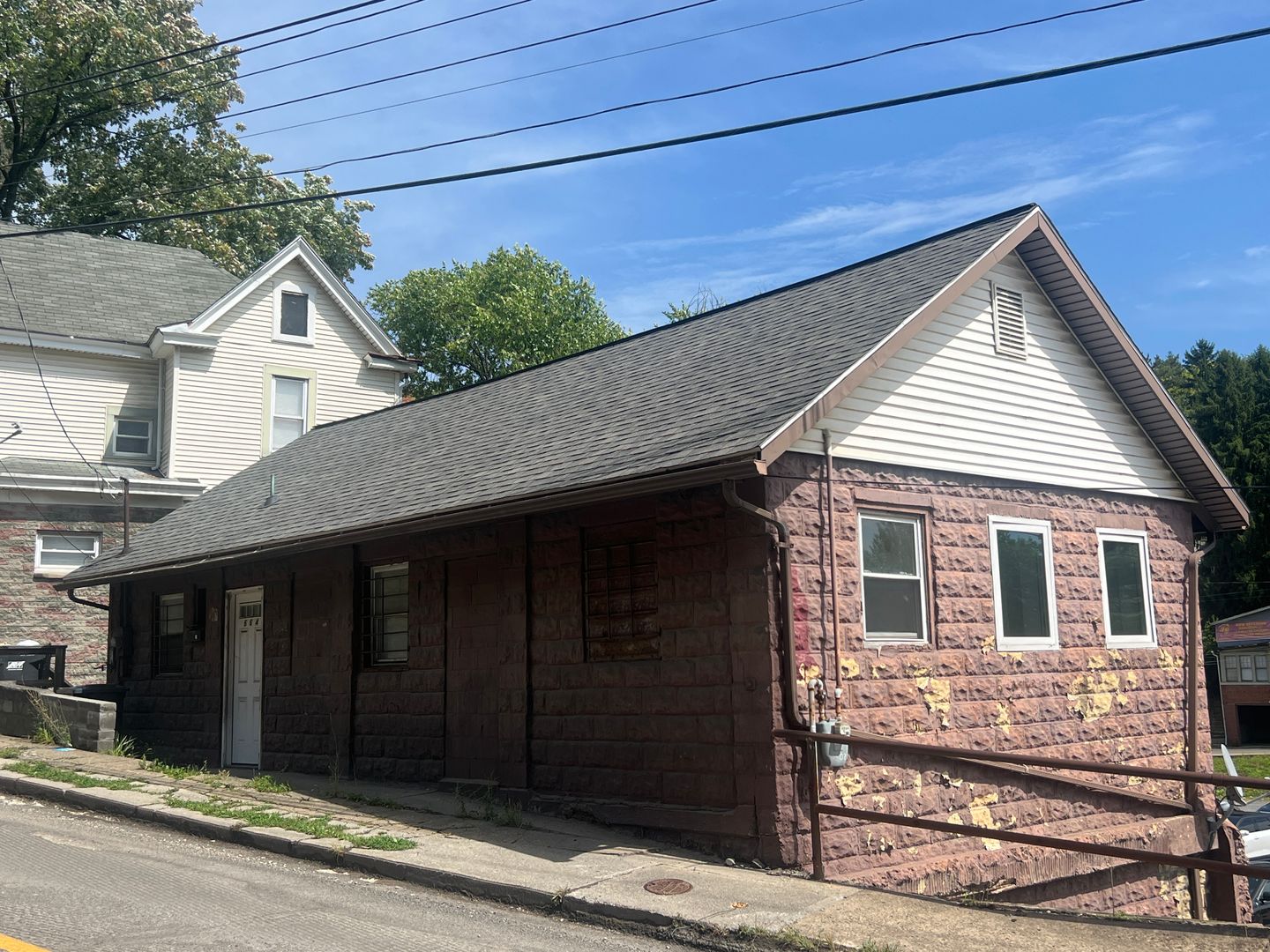 Morgantown Apartment: 664- Willey Street