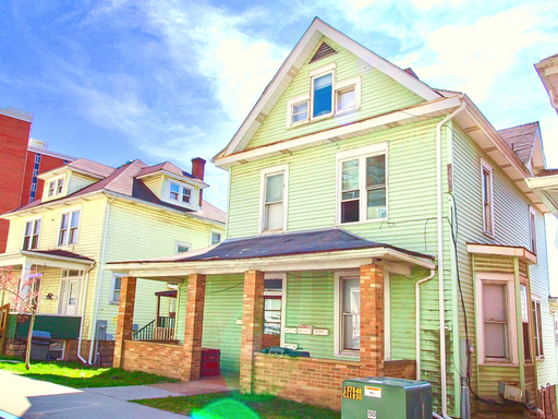 Newly Renovated - Sunnyside - Pet Friendly - 2 Bedroom apartment - Available 8/5! – photo 1