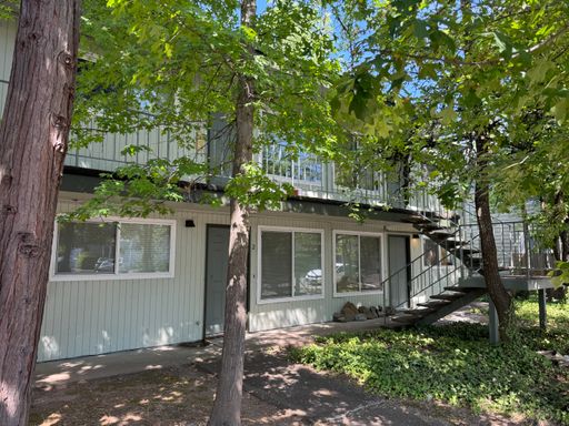 Campus Chateau North, one bedroom, one bath, available early September!! – photo 1
