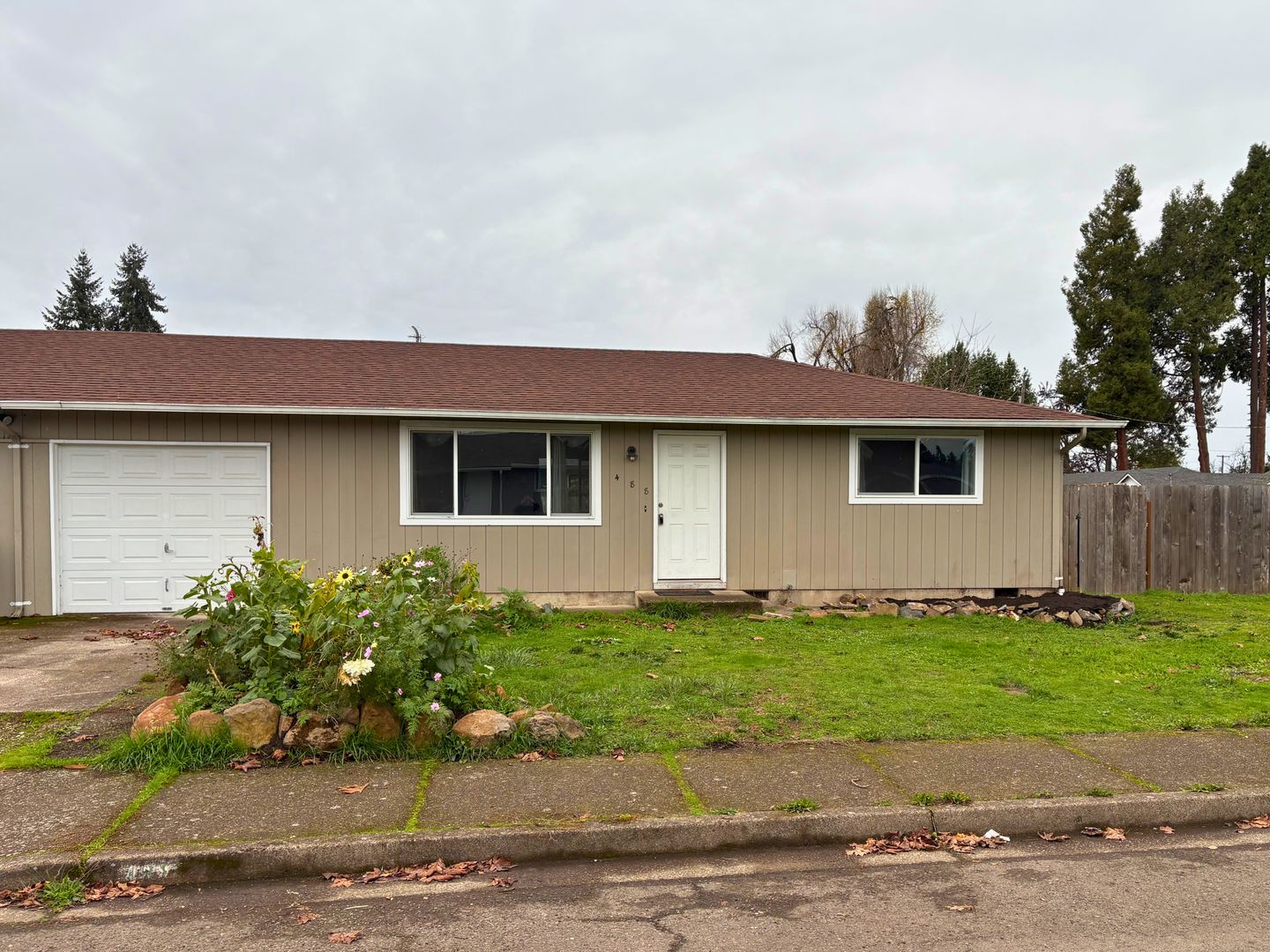 Springfield Apartment: 488 52nd Street