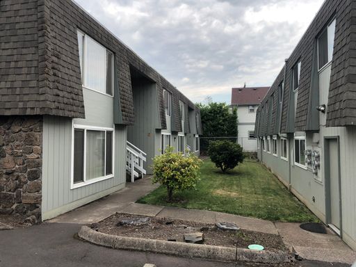 2936 Willamette St # 5, Eugene, OR 97405