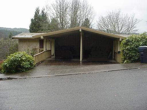 3790 Onyx St, lovely views and deck! Free Application! – photo 1